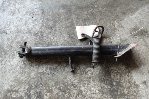 2008 sym 200 kickstand - 200, side