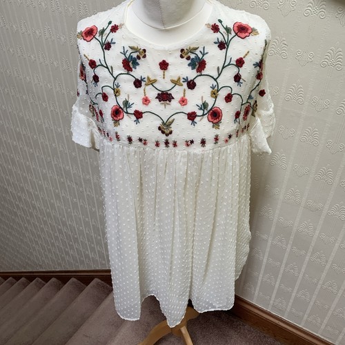 Zara white floral embroidery - zara,