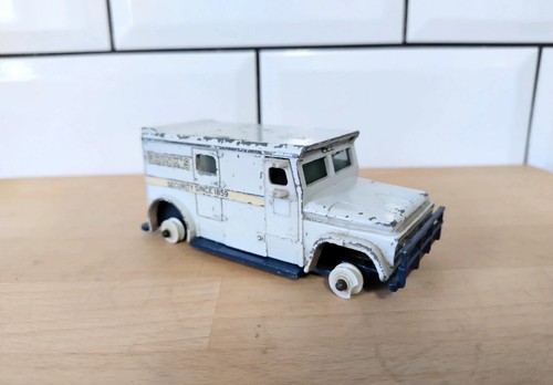 Dinky toys 275 brinks armoured - toys,