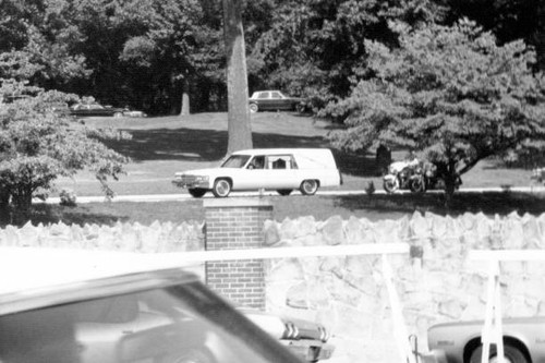 Elvis presleys body - elvis,