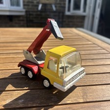 VINTAGE TRI -ANG  CRANE , some