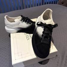 ALEXANDER MCQUEEN 586388 Black