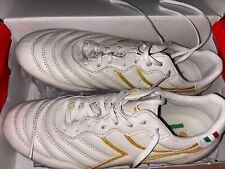 Football Boots. Size 8.5 Diadora’s White and Yellow.