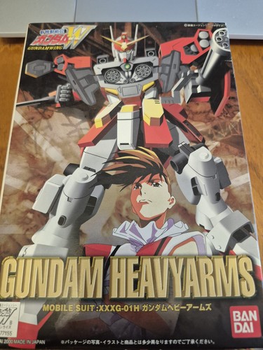 Bandai gundam wing - wing, series