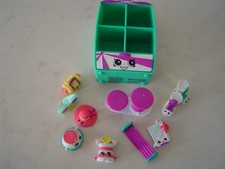 Retired Shopkins playset Moose collection season  fashion spree complete