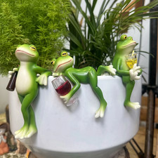 Handmade Resin Frog Statue