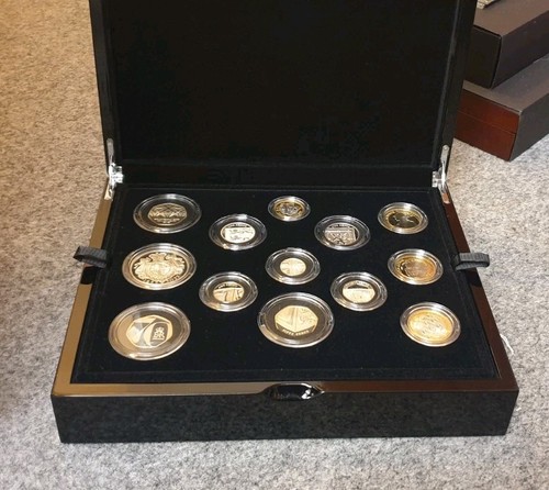 Royal mint 2022 - royal, silver