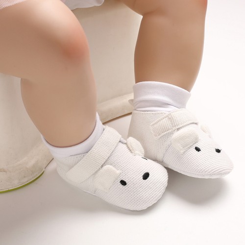 Newborn baby boy girl - boy,