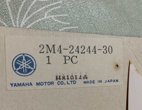 Genuine nos yamaha dt50 emblem - genuine,