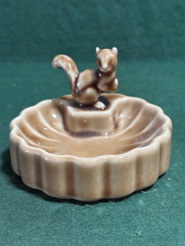 Vintage wade ceramic ashtray - wade,