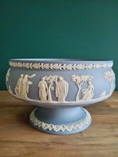 VTG Wedgewood Blue Jasperware Pedestal Fruit Bowl Or Table Center Piece 1970s