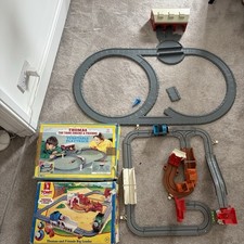 2 x Incomplete Thomas & Friends Train Sets Vintage Tomy Big Loader + Turntable