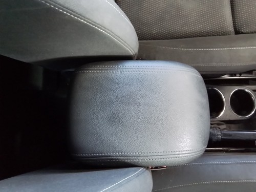 Centre armrest lid - centre, vauxhall