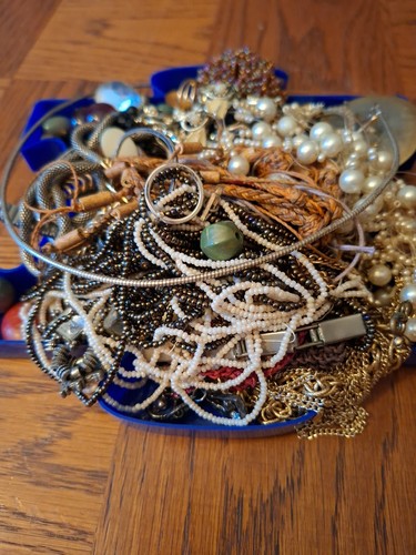 Broken jewellery joblot - broken,