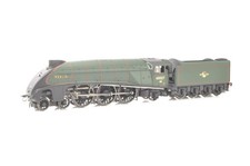 Hornby OO Gauge R3012 BR Green Late Crest 4-6-2 Class A4 No.60027 'Merlin' - Box