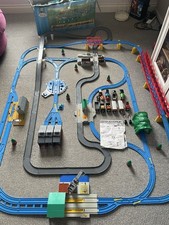 TOMY Thomas and Friends Ultimate Set (2004)
