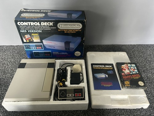 Boxed nintendo nes - nintendo,