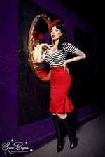 Pinup Girl Clothing Deadly Dames Kinky Ruffles skirt Red S EUC Rockabilly 