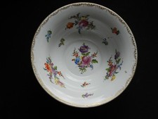 ANIQUE FOOTED HAND PAINTED DRESDEN PATTERN FRUIT/BERRY/DESSERT BOWL - 22.5CM