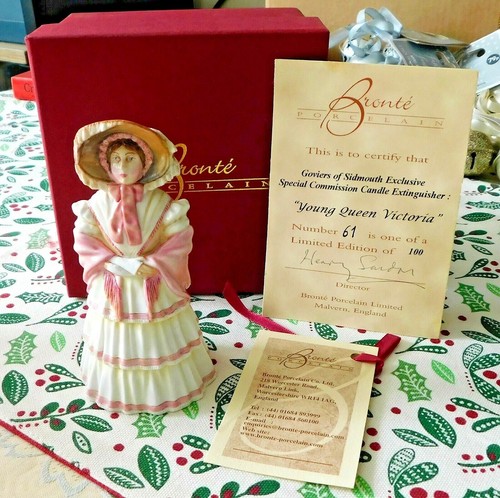Bronte porcelain candle - porcelain,