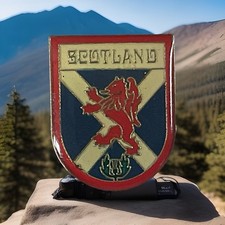 Vintage Royal Coat of Arms of Scotland Enamel Pin Badge. H18
