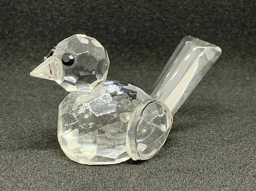 Detailed glass crystal bird - detailed,