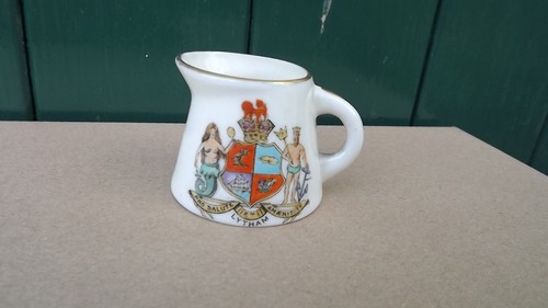 Shelley crested china - china, small