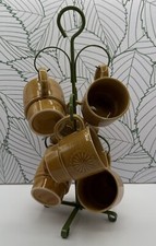 Retro Green Metal Mug Tree