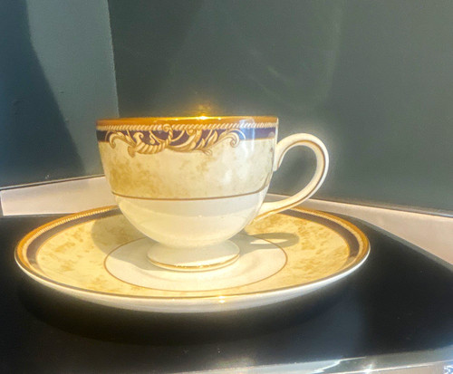 Wedgwood bone cornucopia tea - wedgwood,