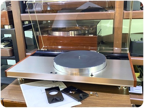 Luxman pd444 turntable - luxman, w/