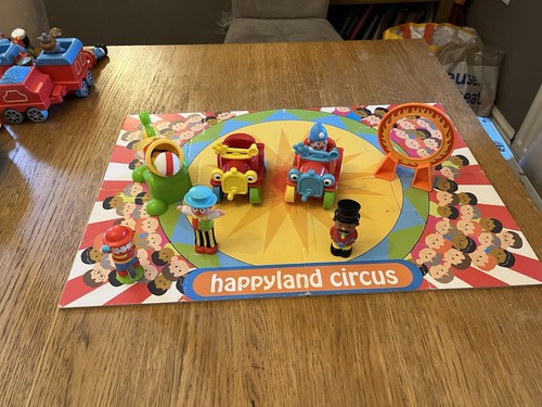 Happyland circus with - happyland,