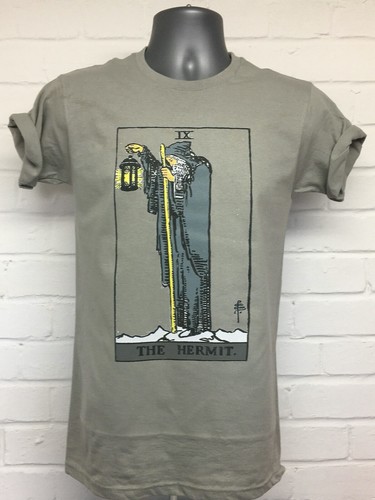 The hermit tarot card - hermit,