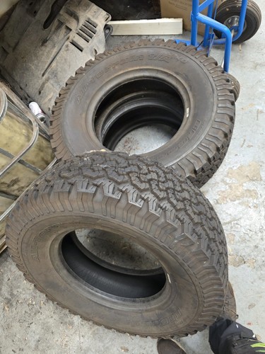 Goodrich 275 70 16 - x2,