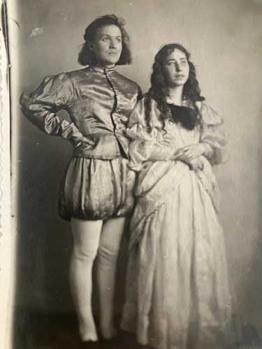 1940s photo women theatre - 1940s,