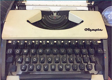 Olympia SF De Luxe portable
