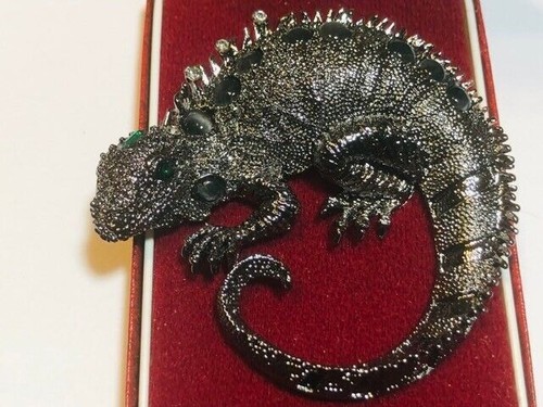 Large vintage black lizard - large,