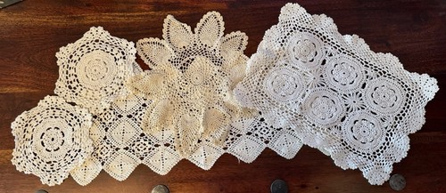 Assorted vintage lace hand - 5,