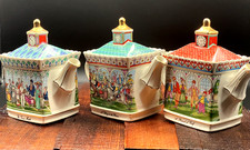 Vintage Sadler Teapot Trio