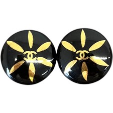 Chanel Women's CC Logo