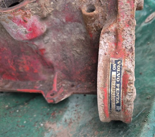 Volvo penta boat engine botom - volvo,
