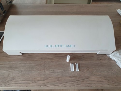 Silhouette cameo 3 - silhouette,