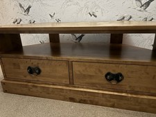 LAURA ASHLEY HONEY GARRAT TV