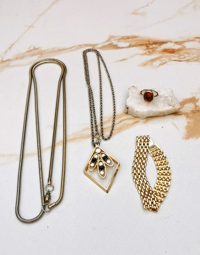 Vintage jewelery lot - vintage,