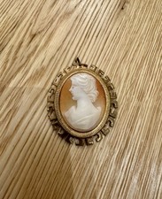Vintage Pink Cameo Pendant Oval Lady In Gold Tone Frame