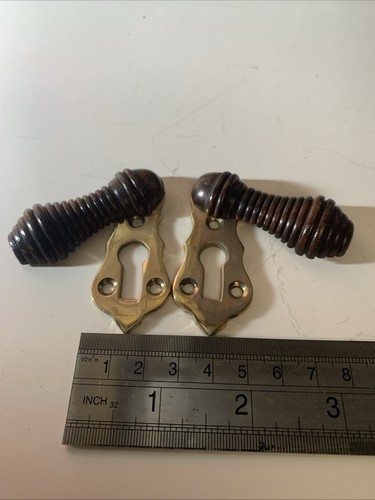 Beehive wood brass - 2x,