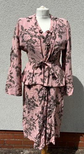 Beautiful 1940s cotton dress