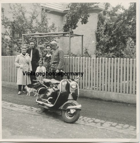 Z3916 photo 1960s - z3916, vespa