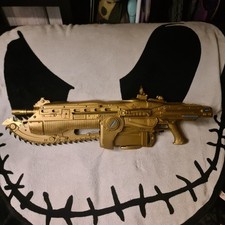 Gears of War 2 - Gold Lancer 36" 1:1 Full Size Replica Chainsaw Gun by NECA 2006
