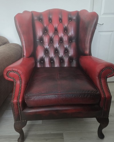 Beautiful vintage queen anne - beautiful,