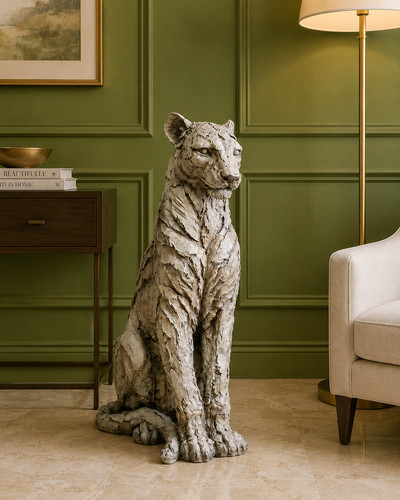 Large sitting tiger - sitting,